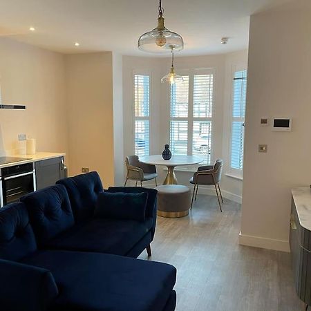 Boutique Luxury Apartment, High St, Henley-In-Arden المظهر الخارجي الصورة